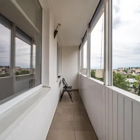 Apartamento Ar Rezidencia Family Rosná