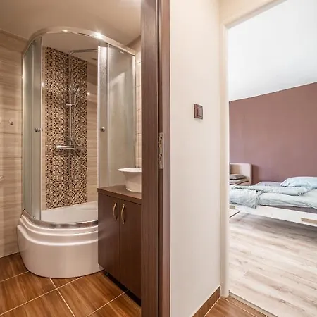 Apartman Ar Rezidencia Family Rosná Kassa